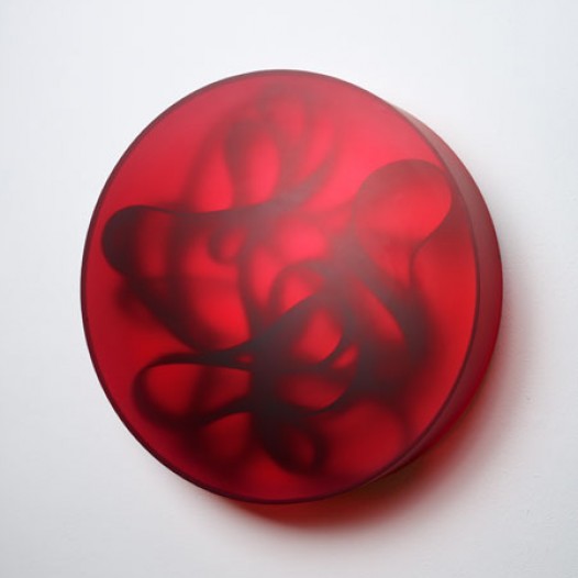 Fluidum 1, 2009, Durchmesser 65 cm x 14 cm, Acrylglas auf EPDM