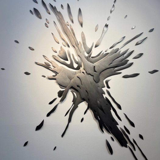 Keep Your Eyes Open (#2513G), 2025, Graphit auf Aquarellpapier, 264 x 200 x 5 cm, € 16.000,-
