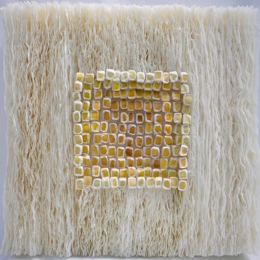 Gelbes Feld, 2019, Papier, Holz, Farbe, 75 x 75 x 14 cm, € 3.800,- inkl. Rahmen